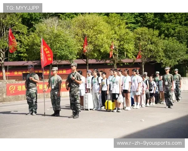 训练方法：职业队伍采用模拟对抗提升团队协同效率，部队模拟对抗演练我方部队叫什么